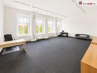 Pronájem reprezentativní kanceláře 85 m² se dvěma parkovacími místy – Modlany - 3