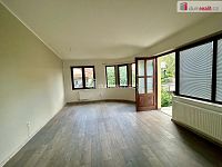 pronájem kanceláře 20 m2 v pasáži "Mostní" Rubešova ul. - 11