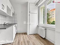 Prodej bytu 2+1, 44,9 m², Velká Hradební, Ústí nad Labem – centrum - 2