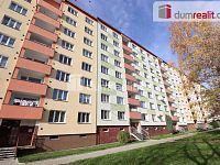 Pronájem bytu 3+1 s balkonem v Ostrově  - 23