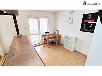 Světlý byt 2+kk s terasou, 31 m2 + terasa 11 m2, 3. patro / 4 NP, cihla, Praha 10 - Vinohrady