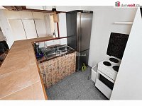 Světlý byt 2+kk s terasou, 31 m2 + terasa 11 m2, 3. patro / 4 NP, cihla, Praha 10 - Vinohrady - 10
