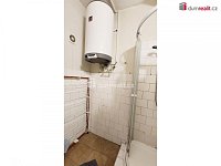 Světlý byt 2+kk s terasou, 31 m2 + terasa 11 m2, 3. patro / 4 NP, cihla, Praha 10 - Vinohrady - 19
