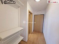 Světlý byt 1+kk, 32 m2 + 5 m2 balkon, parkkovací stání, 3.patro / výtah, Hostivice - 13