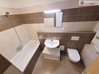 Světlý byt 1+kk, 32 m2 + 5 m2 balkon, parkkovací stání, 3.patro / výtah, Hostivice - 14
