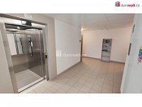 Světlý byt 1+kk, 32 m2 + 5 m2 balkon, parkkovací stání, 3.patro / výtah, Hostivice - 16