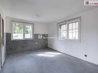 Pronájem komerčního prostoru 753 m2, pozemek 2.006 m2 - Hředle - 17