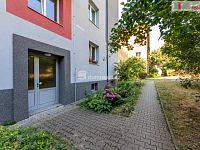 Krásný slunný byt 2+1 po rekonstrukci v prvním patře cihlového domu na Jarově - 19