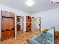 Krásný slunný byt 2+1 po rekonstrukci v prvním patře cihlového domu na Jarově - 4
