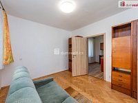 Krásný slunný byt 2+1 po rekonstrukci v prvním patře cihlového domu na Jarově - 5