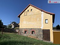 Prodej RD 2+1 se zahradou, s půdou a s podsklepením se 3 místnostmi a garáží, Poříčí nad Sázavou - 2