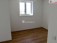 Pronájem moderního bytu 2+kk s lodžií v Mělníku - 4