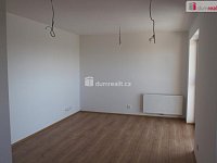 Pronájem moderního bytu 2+kk s lodžií v Mělníku - 6