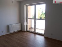 Pronájem moderního bytu 2+kk s lodžií v Mělníku - 8