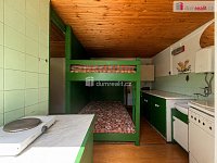 Jedinečná nabídka v Brné nad Labem – chata s velkým pozemkem a výhledem na řeku Labe - 3