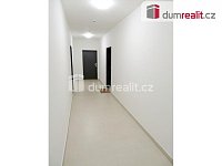 Světlý byt 1+kk/B s balkonem (27,8 m2 + 3 m2 balkon +  3,2 m2 sklep), 3.p (4NP), rezidence Veselská - 3 etapa, Praha 8 - Letňany - 19