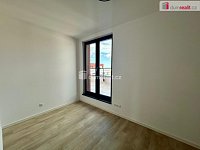 pronájem 3+1/terasa 90 m2+ 52 m2 + garáž v Kolíně Janovická - 10