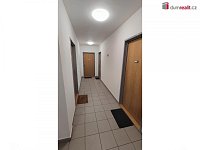 Pronájem parkovacího stání, 13 m2, novostavba, OV, Praha 8 - Dolní Chabry - 3