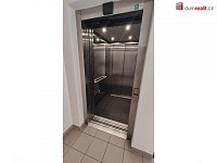 Pronájem parkovacího stání, 13 m2, novostavba, OV, Praha 8 - Dolní Chabry - 4