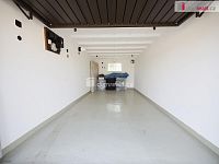 Garáž 18 m2 na klidném místě
