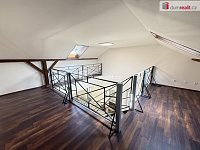 Pronájem domu 6+kk 225 m2 681 m2 pozemek parkovací stání zahrada terasa  - 10