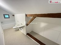 Pronájem domu 6+kk 225 m2 681 m2 pozemek parkovací stání zahrada terasa  - 12