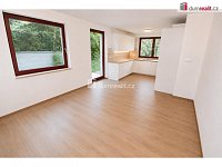 Pronájem novostavby, 168 m2 + terasy a balkon, garáž, pozemek 402 m2, Praha 9 - Dolní Chabry - 12