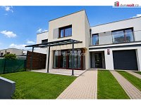 Pronájem novostavby, 168 m2 + terasy a balkon, garáž, pozemek 402 m2, Praha 9 - Dolní Chabry - 2