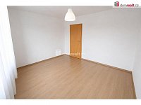 Pronájem novostavby, 168 m2 + terasy a balkon, garáž, pozemek 402 m2, Praha 9 - Dolní Chabry - 25