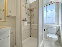  Pronájem bytu 3+1 Karlovy Vary, Poštovní - 11