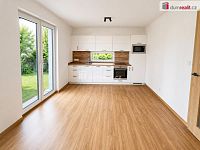 Nový byt 2+kk, 50 m2, společná zahrada 250 m2, parkovací stání, 1.patro, cihla, Praha 4 - Krč