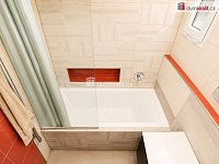 Prostorný byt v top stavu, 3+1, 80 m2 + balkon 2 m2, zahrada 150 m2, 3.patro, Praha 6 - Dejvice - 18