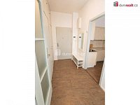 Prostorný byt v top stavu, 3+1, 80 m2 + balkon 2 m2, zahrada 150 m2, 3.patro, Praha 6 - Dejvice - 20