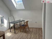 Pronájem pokoje 17m2, s koupelnou a WC, Praha 8, Zenklova - 2