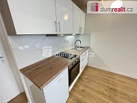 Pronájem bytu 1+kk 42 m2 P5 Smíchov po rekonstrukci loft cihla - 4