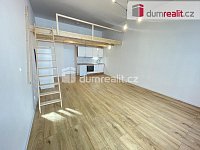 Pronájem bytu 1+kk 42 m2 P5 Smíchov po rekonstrukci loft cihla - 5