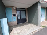 Útulná slunná garsonka (1+kk) ve třetím patře panelového domu s výtahem v Tachově - 11