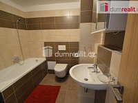 Pronájem 1kk 34m2 Hostivice Ječná ul. novostavba balkon garáž - 2