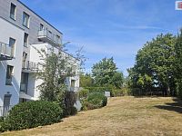 Pronájem 2kk 57m2 + balkon P10 Strašnice Nedvězská novostavba samostatná garáž sklep