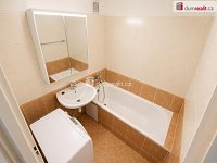 Světlý byt 1+1, 34 m2, 8.patro, sklep, panel po rek, Neratovice - 12
