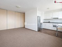 Světlý byt 1+1, 34 m2, 8.patro, sklep, panel po rek, Neratovice - 2