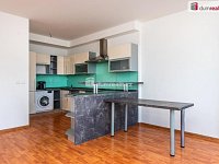 Nadstandardní vyjímečný prostorný byt 4+kk s terasou 99 m2 a dvěma garážemi - Praha Stodůlky - 3