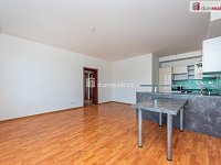 Nadstandardní vyjímečný prostorný byt 4+kk s terasou 99 m2 a dvěma garážemi - Praha Stodůlky - 4