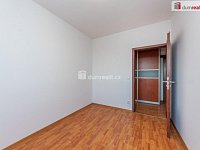 Nadstandardní vyjímečný prostorný byt 4+kk s terasou 99 m2 a dvěma garážemi - Praha Stodůlky - 9