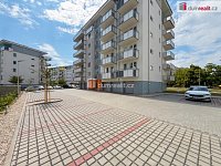 Pronájem 2+kk s terasou a parkováním - 16