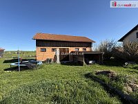 Prodej hospodářského stavení s velkým stavebním pozemkem  - 4