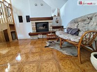 Pronájem RD 6 + 2, balkon, zahrada, garáž, hospod. budova - 8