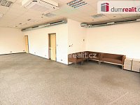 Pronájem komerčních prostor s výlohou a vstupem do ulice, 78 m2, Uherské Hradiště  - 8