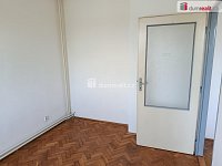 Hezký byt 4+1 po částečné rekonstrukci, Zbuzany u Prahy - 5