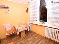 Krásný prostorný slunný byt 3+1 ve čtvrtém patře panelového domu s výtahem - 21